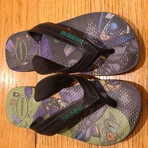 Havaianas Boy's Batman & Joker Flip Flops size 13C/1Y